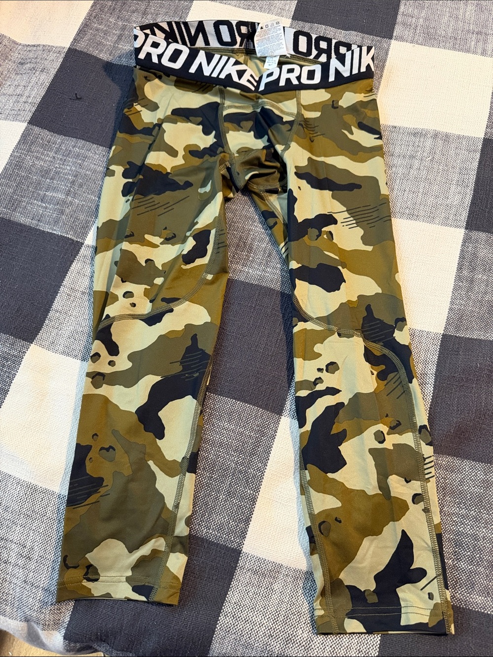 Nike Men's Camo Compression Leggings - Olive, Black, Tan